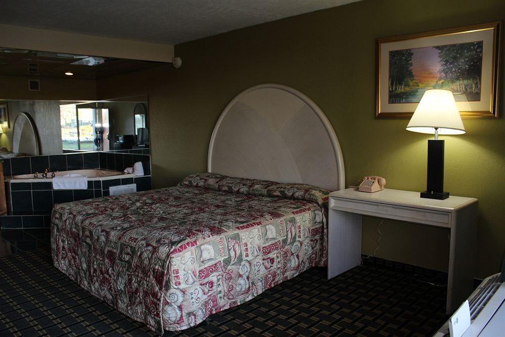 Red Roof Inn & Suites Greenwood, Sc Eksteriør bilde