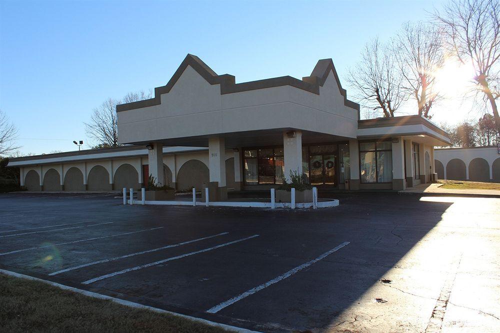 Red Roof Inn & Suites Greenwood, Sc Eksteriør bilde